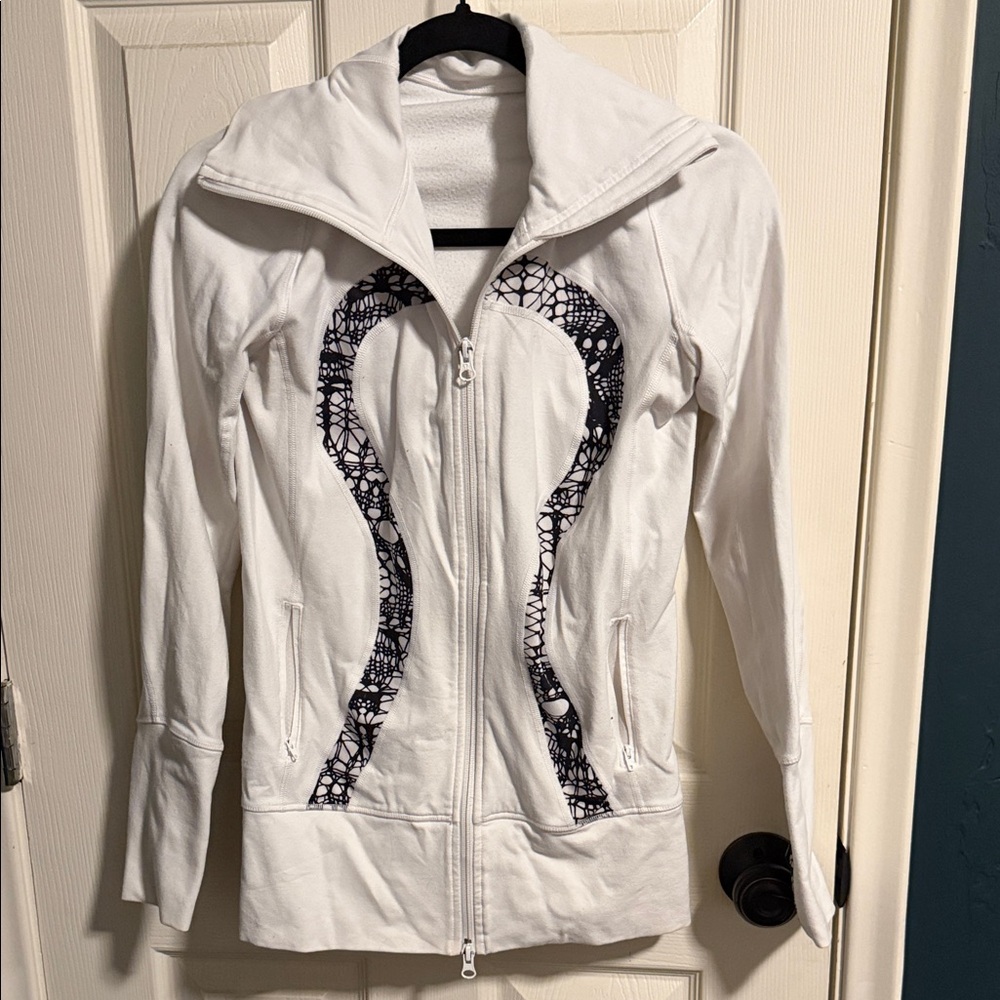 lululemon athletica White Zip-Up Jacket with Black Lace-Patterned Logo